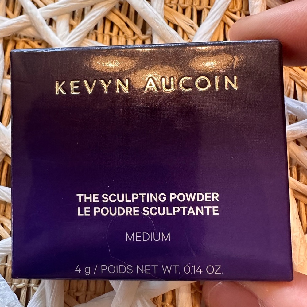 Kevyn Aucoin Matte Contour Powder shade medium